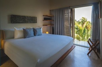 Casa Mía El Cuyo Eco Beach Boutique