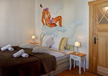 Dali Aparthotel