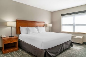 Country Inn & Suites by Radisson, Toledo South, OH