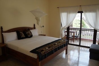 Lemon Creek Resort