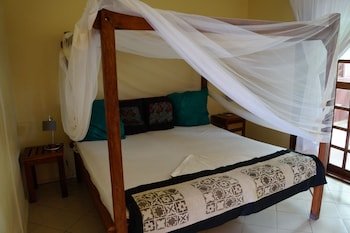 Lemon Creek Resort