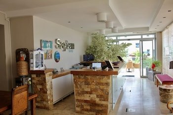Saylam Suites