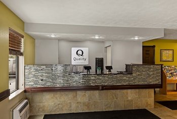 Quality Inn By The Bay