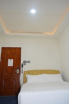 999 Hotel