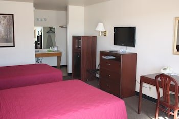 Boomtown Inn Motel