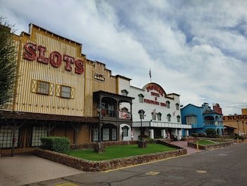 Pioneer Hotel and Gambling Hall