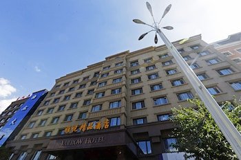 Yarrow Hotel