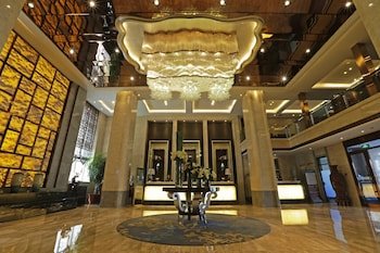 Yarrow Hotel