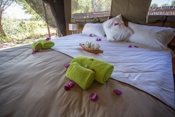 Kayova River Lodge
