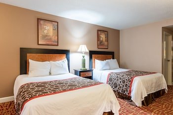 Sundial Inn Motel & Efficiency