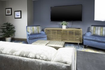 Staybridge Suites Summerville - Charleston Area