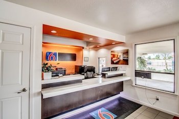 Motel 6 Manteca CA