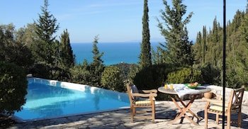 Villa Thalia Agios Nikitas Villas