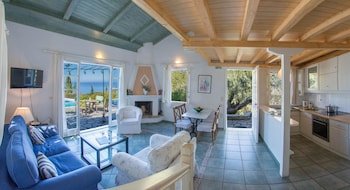 Villa Thalia Agios Nikitas Villas