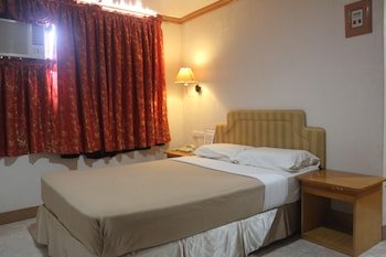 Elegant Circle Inn