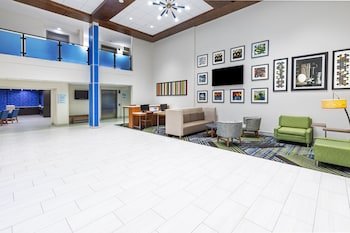 Holiday Inn Express & Suites Sulphur (Lake Charles)