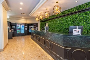 Chateau Cartier Hotel & Resort Ascend Hotel Collection