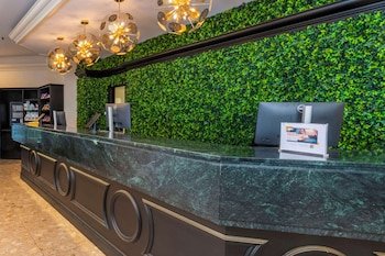 Chateau Cartier Hotel & Resort Ascend Hotel Collection