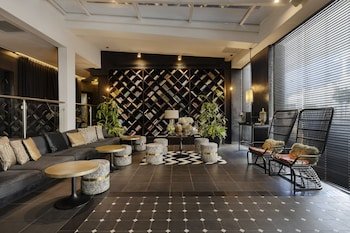 Brown Beach House Tel Aviv