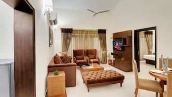 The Golden Suites & Spa, Calangute