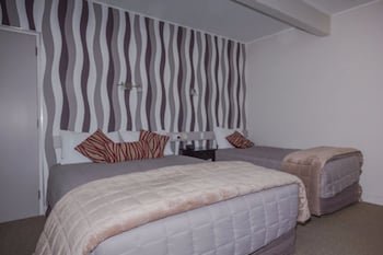 Earnslaw Lodge