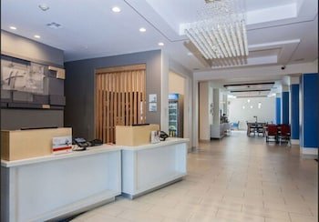 Holiday Inn Express Hotel & Suites Houston-Alvin
