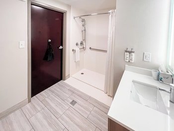 Holiday Inn Express Hotel & Suites Kodak East Sevierville