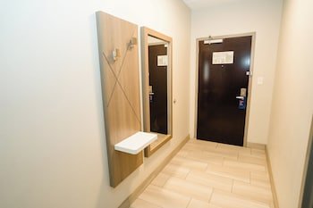 Holiday Inn Express Hotel & Suites Kodak East Sevierville