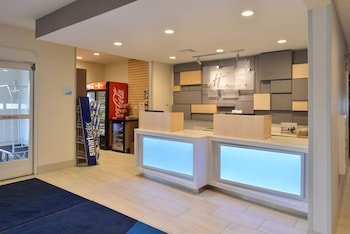 Holiday Inn Express & Suites Stevens Point