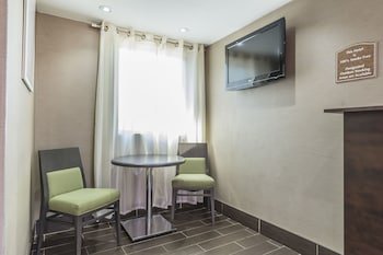 Ramada by Wyndham Kingston