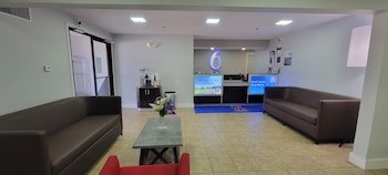 Motel 6 Kewanee
