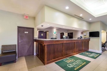 Quality Suites Milwaukee Airport