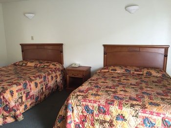 Golden Hills Motel