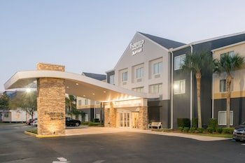 Fairfield Inn & Suites Brunswick