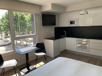 Aparthotel Essenzia De Castilla