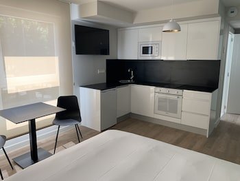 Aparthotel Essenzia De Castilla