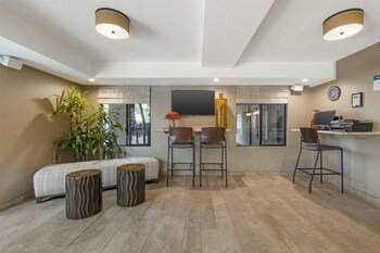 Best Western Plus Anaheim Inn