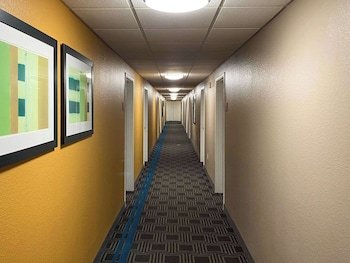 MainStay Suites