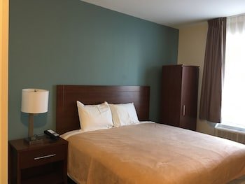 Magna Hotel