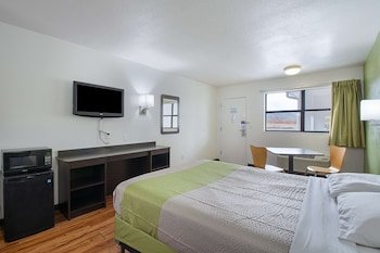 Motel 6 Chattanooga East