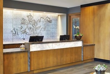 The Hotel Landing