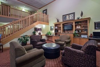 AmericInn by Wyndham Newton