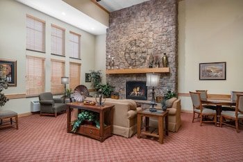AmericInn by Wyndham Newton