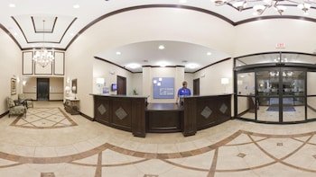 Holiday Inn Express Hotel & Suites Henderson-Traffic Star