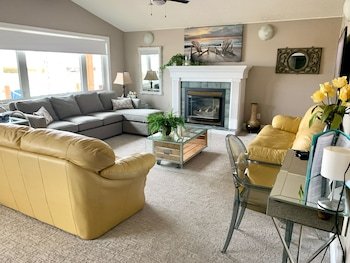 Paradise Inn