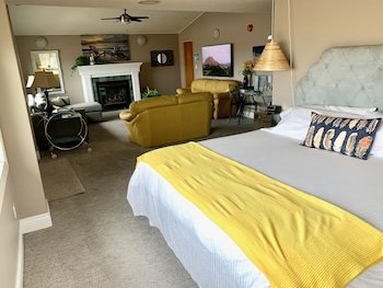 Paradise Inn