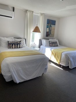 Paradise Inn