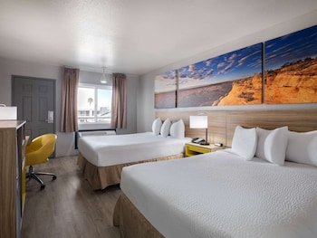 Days Inn by Wyndham Las Vegas Airport Near the Strip