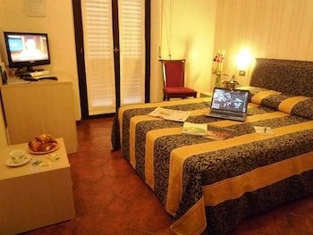 Hotel Montecarlo