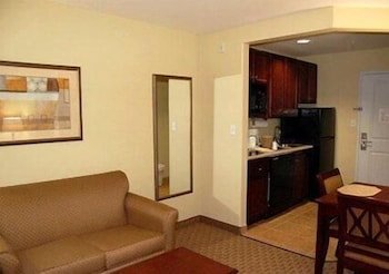 Mainstay Suites